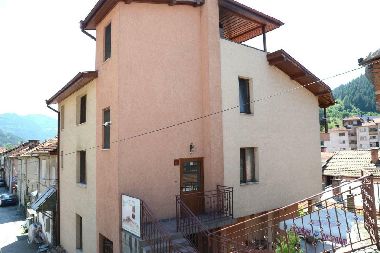 Стаи За Гости Тони И Крис Devin Exterior foto